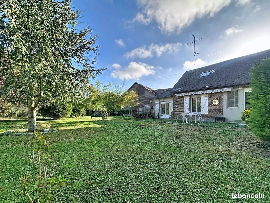 Maison 4 pièces 91 m² · à Hinacourt · 91 m² · 137 500 €