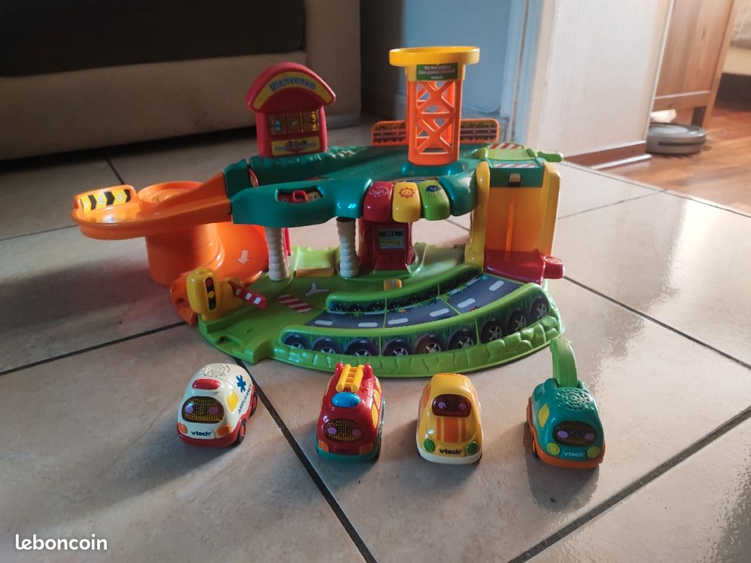 VTech mon premier garage tut tut mobile (image 2)