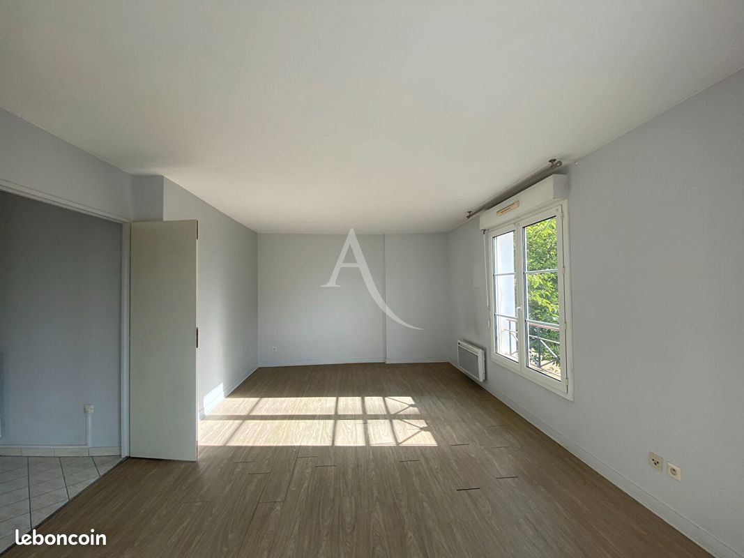 Appartement 2 pièces 52 m² · à Yerres · 52 m² · 930 €/mois