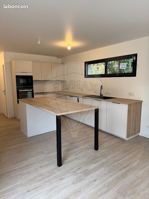 Maison 5 pièces 104 m² · à Martillac · 104 m² · 411 450 €
