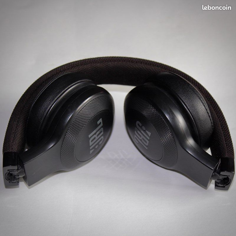 Casque audio JBL E35 supra-auriculaire noir (image 5)