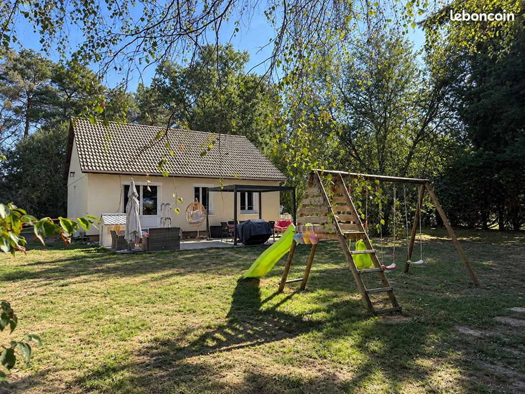 Maison 3 pièces 69 m² · à Cléré-les-Pins · 69 m² · 165 000 €