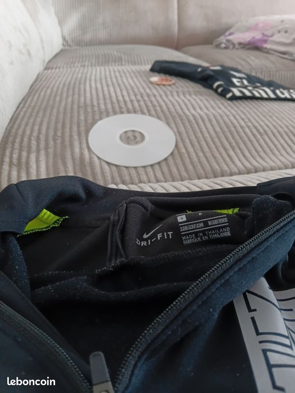 Haut de survetement nike (image 5)