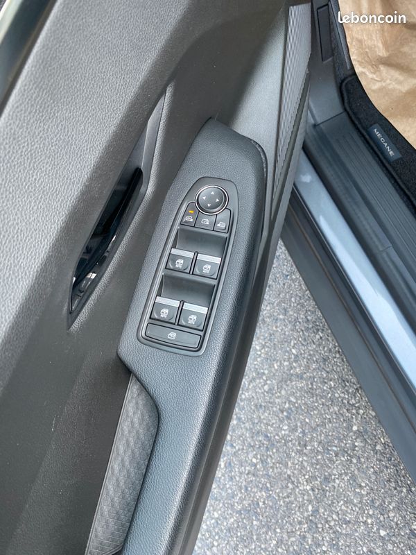 Renault Megane E-Tech Electric EV60 130ch Evolution ER super charge (image 8)