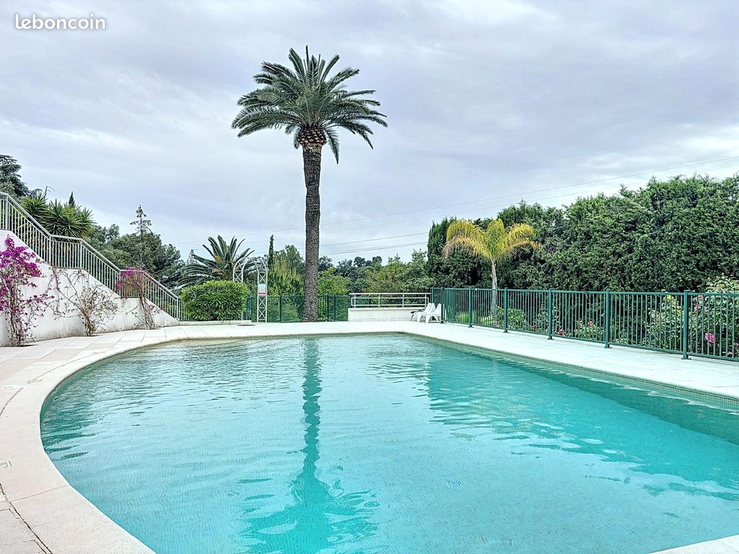 Appartement 1 pièce 27 m² · à Nice · 27 m² · 850 €