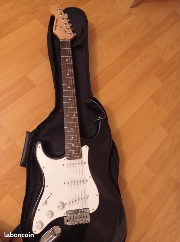 Guitare électrique gaucher Harley Benton (image 1)