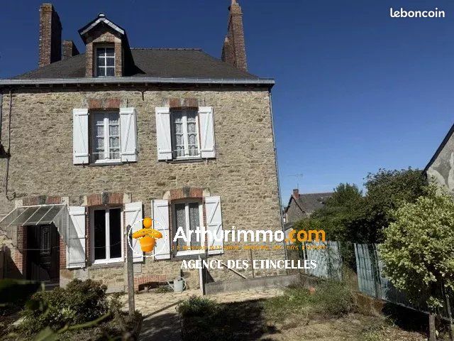 Maison 5 pièces 110 m² · à Martigné-Ferchaud · 110 m² · 136 860 €