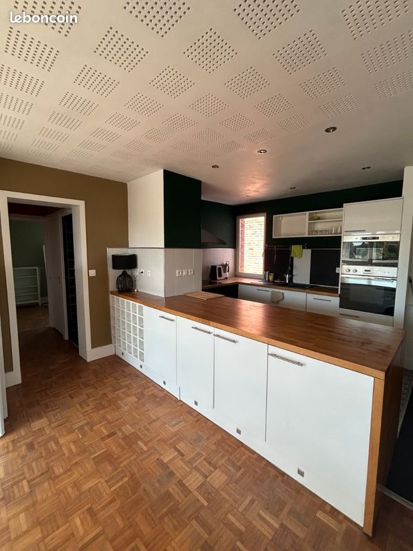 Appartement 3 pièces 74 m² · à Lille · 74 m² · 1 090 €