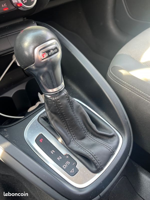 AUDI A1 SPORTBACK 1.4 TDI 90 S-LINE S-TRONIC *TRES BON ETAT - SIEGES CHAUFFANTS - BLUETOOTh (image 25)