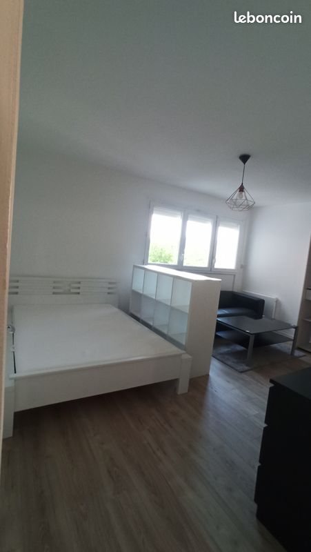 Appartement 1 pièce 30 m² · à Saint-Jean-de-Braye · 30 m² · 570 €