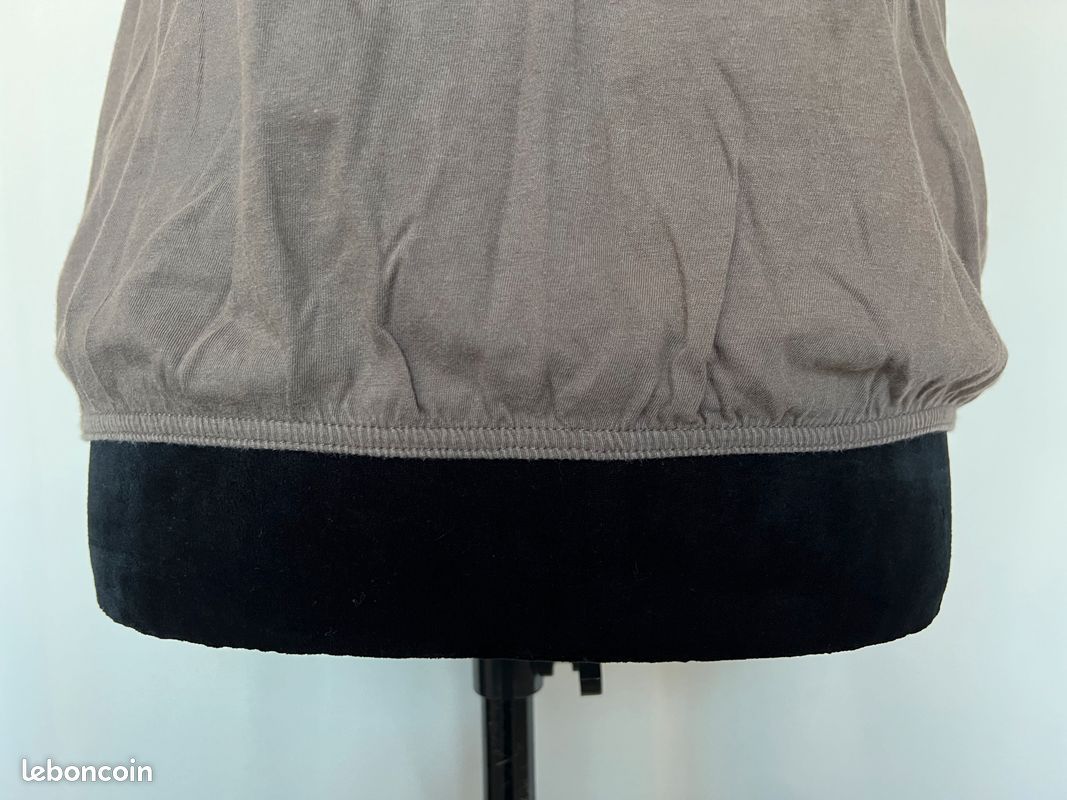 Débardeur couleur marron/taupe, strass, taille 1, marque Camaïeu (image 4)