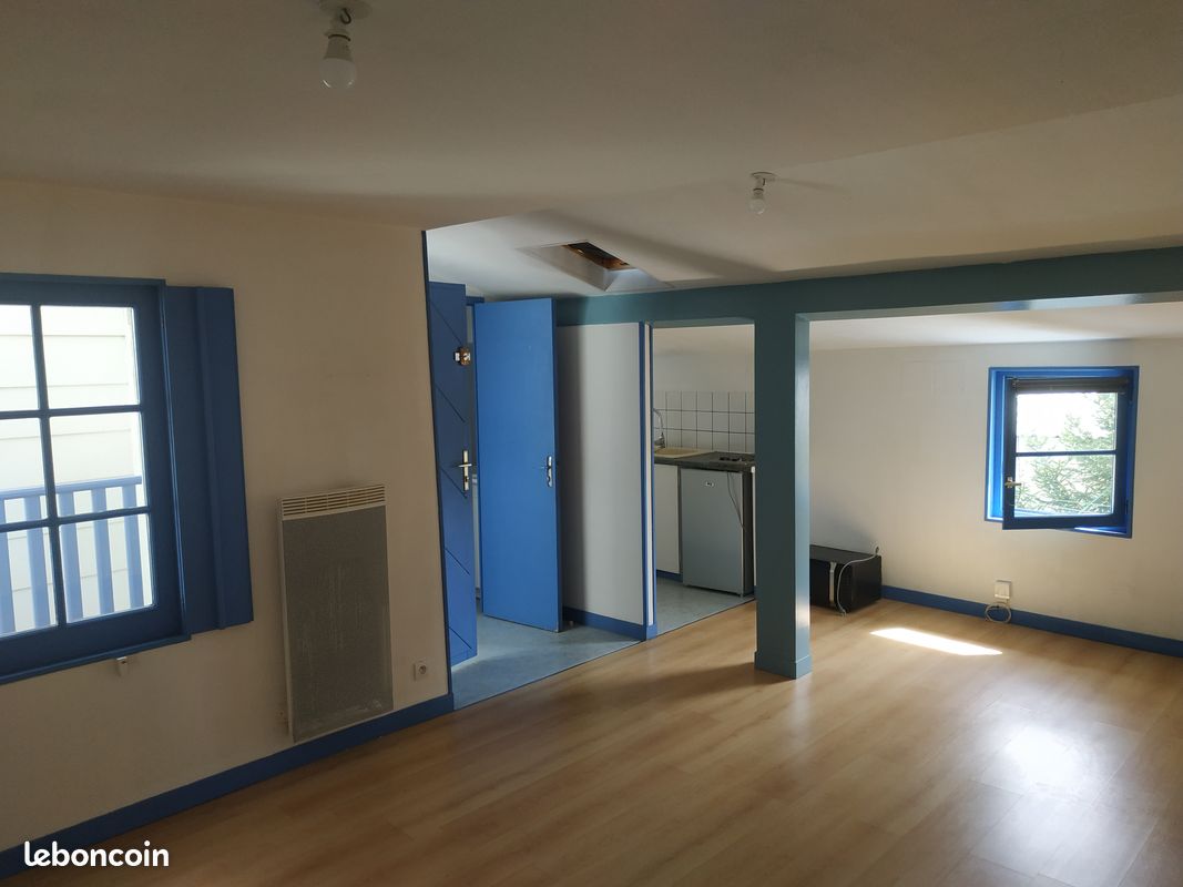 Appartement 1 pièce 25 m² · à Niort · 25 m² · 415 €