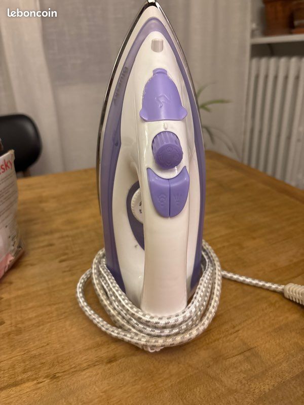 Bayer Chic 2000 Planche à Repasser Pour Enfant Violette - Réglable 51-58 Cm, Idéal Pour Jouer Et Apprendre