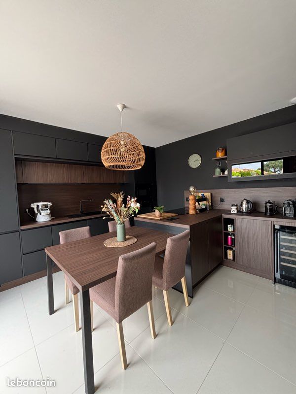Maison 6 pièces 142 m² · à Chauray · 141,9 m² · 447 000 €