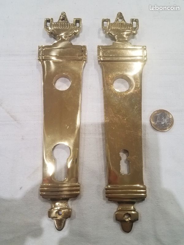 Ancienne ferrure de porte (image 2)