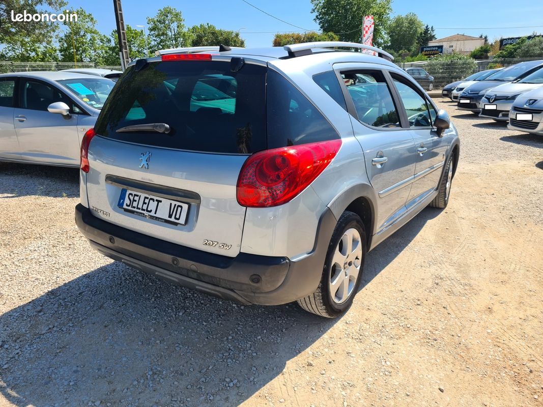 PEUGEOT 207 SW BUSINESS 1.6 HDi 90ch BLUE LION Business Pack (image 3)