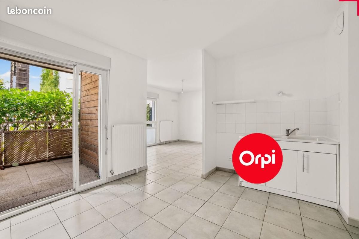 Appartement 1 pièce 30 m² · à Bron · 30 m² · 128 000 €