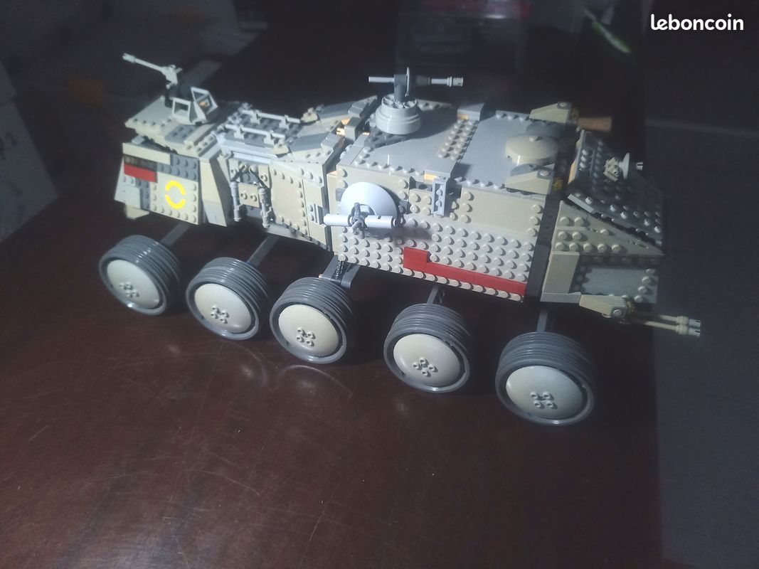 LEGO Star Wars 8098 Clone Turbo Tank Jeux Jouets