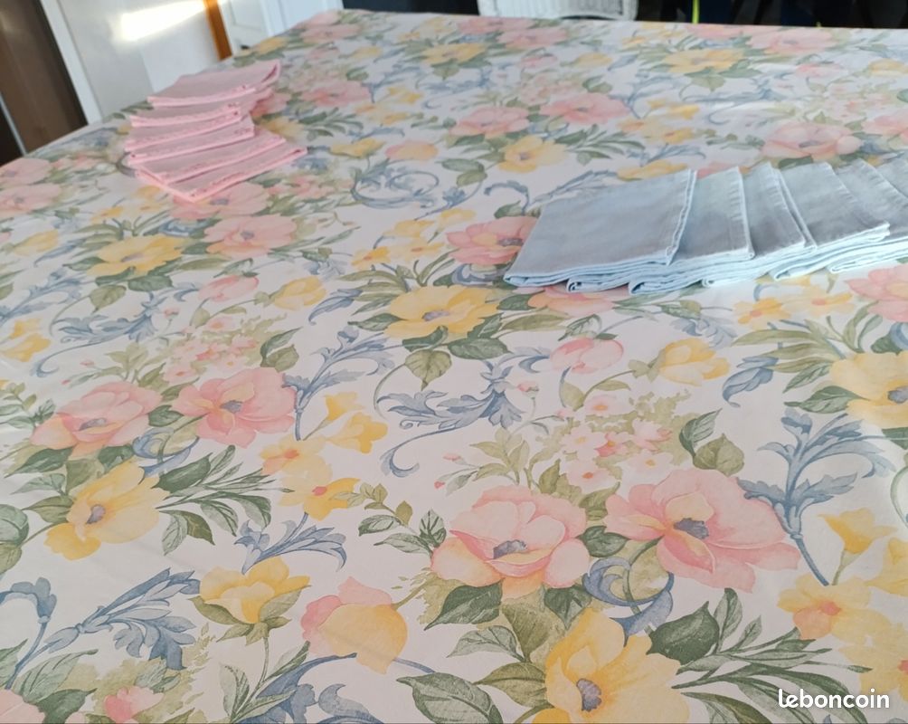 Jolie NAPPE NYDEL + 12 SERVIETTES ASSORTIES (image 3)