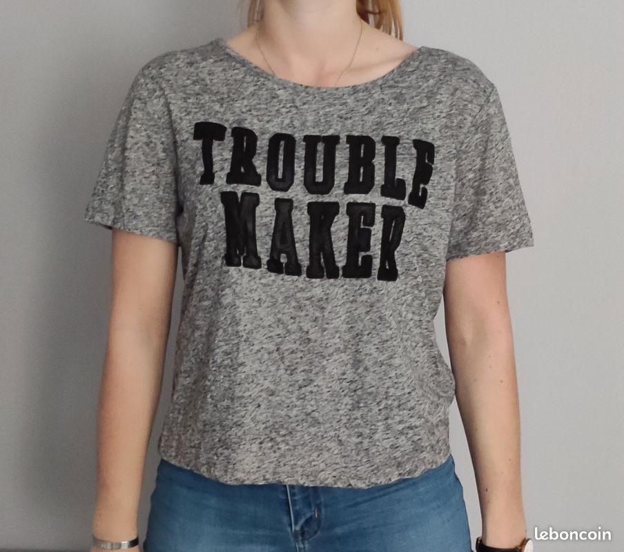 T-shirt court gris (image 1)