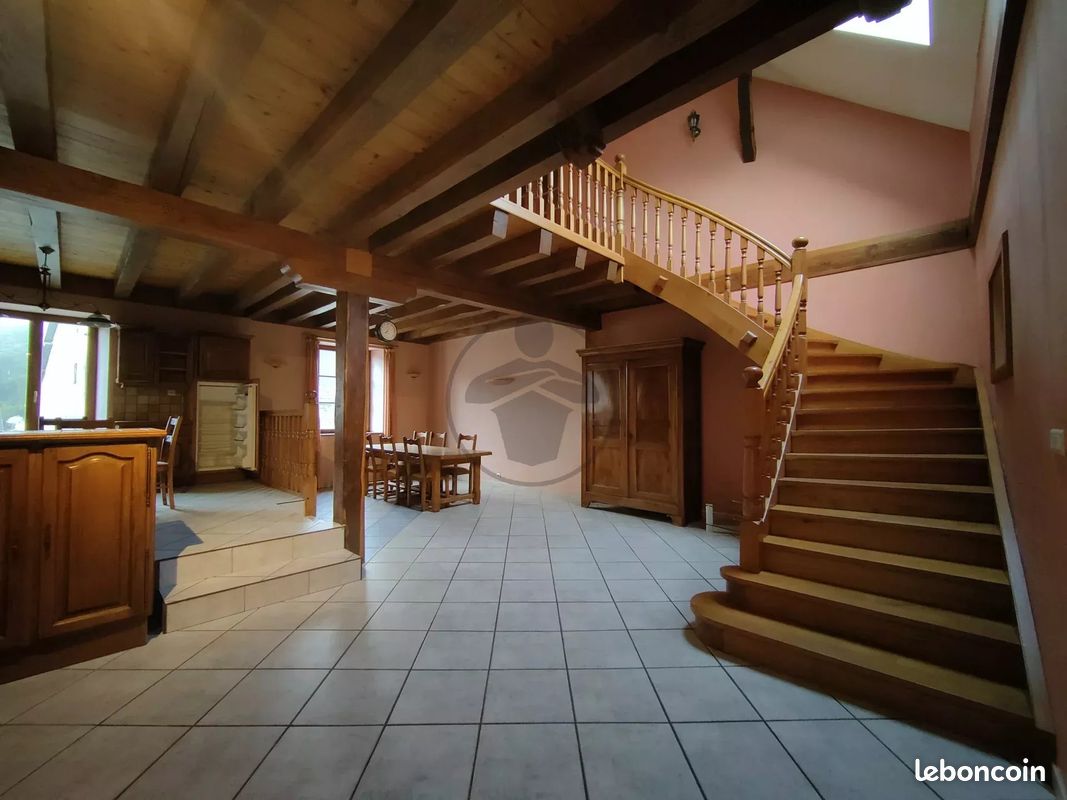 Appartement 3 pièces 91 m² · à Baume-les-Dames · 91 m² · 690 €/mois