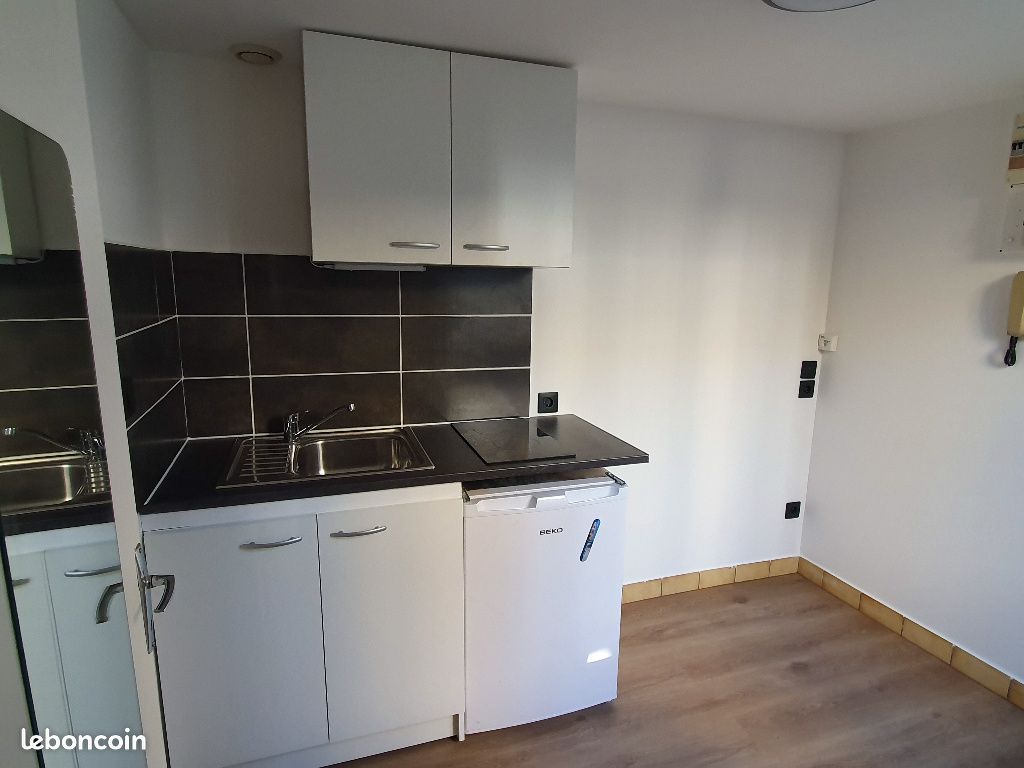 Studio 1 pièce 13 m² - Poitiers 86000 (image principale 1)
