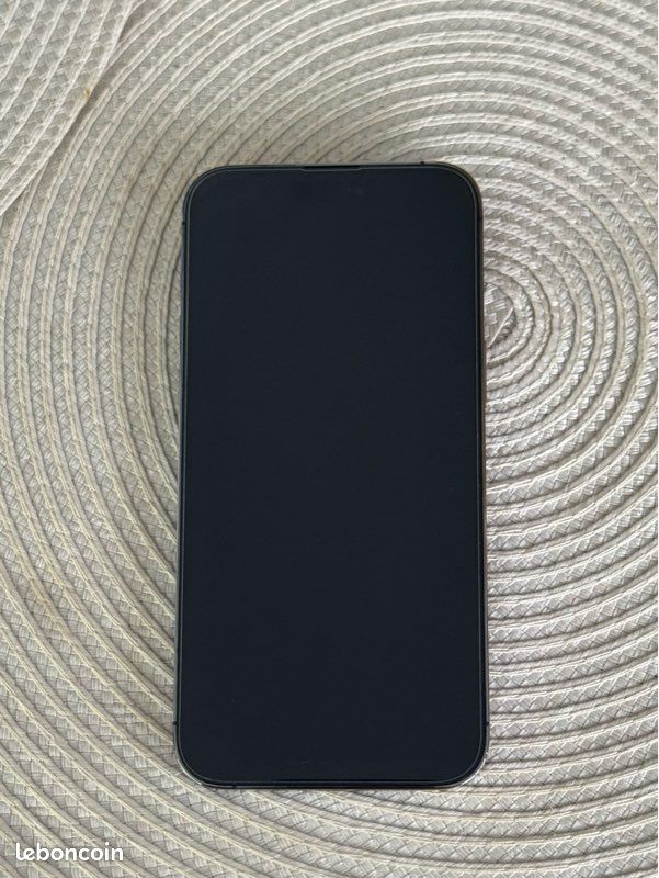 IPhone 14 Pro max violet (image 2)
