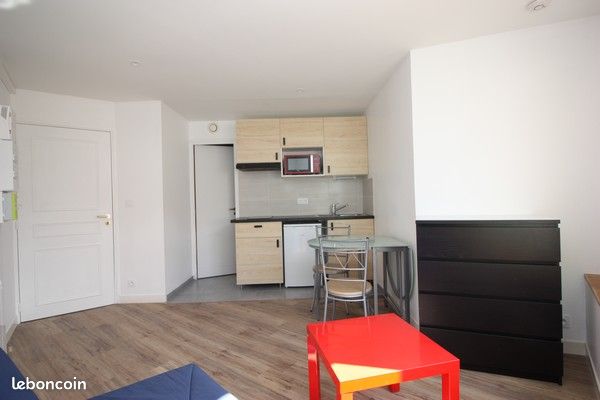 Appartement 1 pièce 21 m² · à Vichy · 21 m² · 335 €