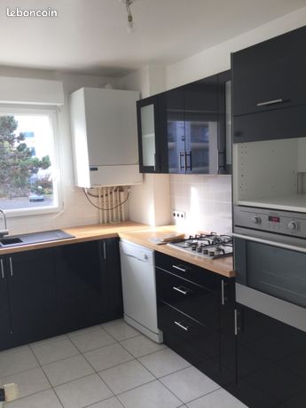 Appartement T3/4 avec garage et balcon