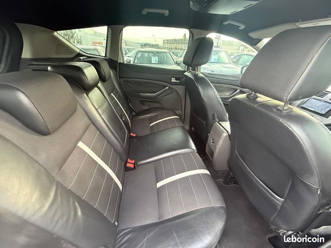 Ford KUGA 2.0 TDCI 140CH FAP TREND 4X2 (image 8)