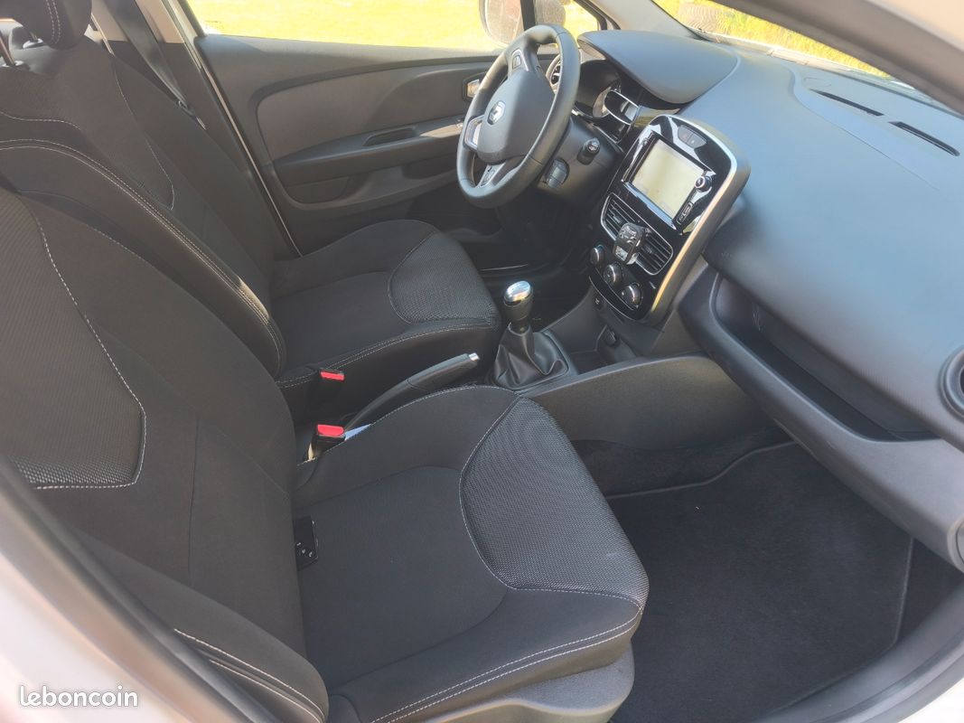 Clio 4 phase 2 - 0.9 TCE - Life - 37 000kms - 09/2019 - Clim - Régulateur - Bluetooth (image 4)