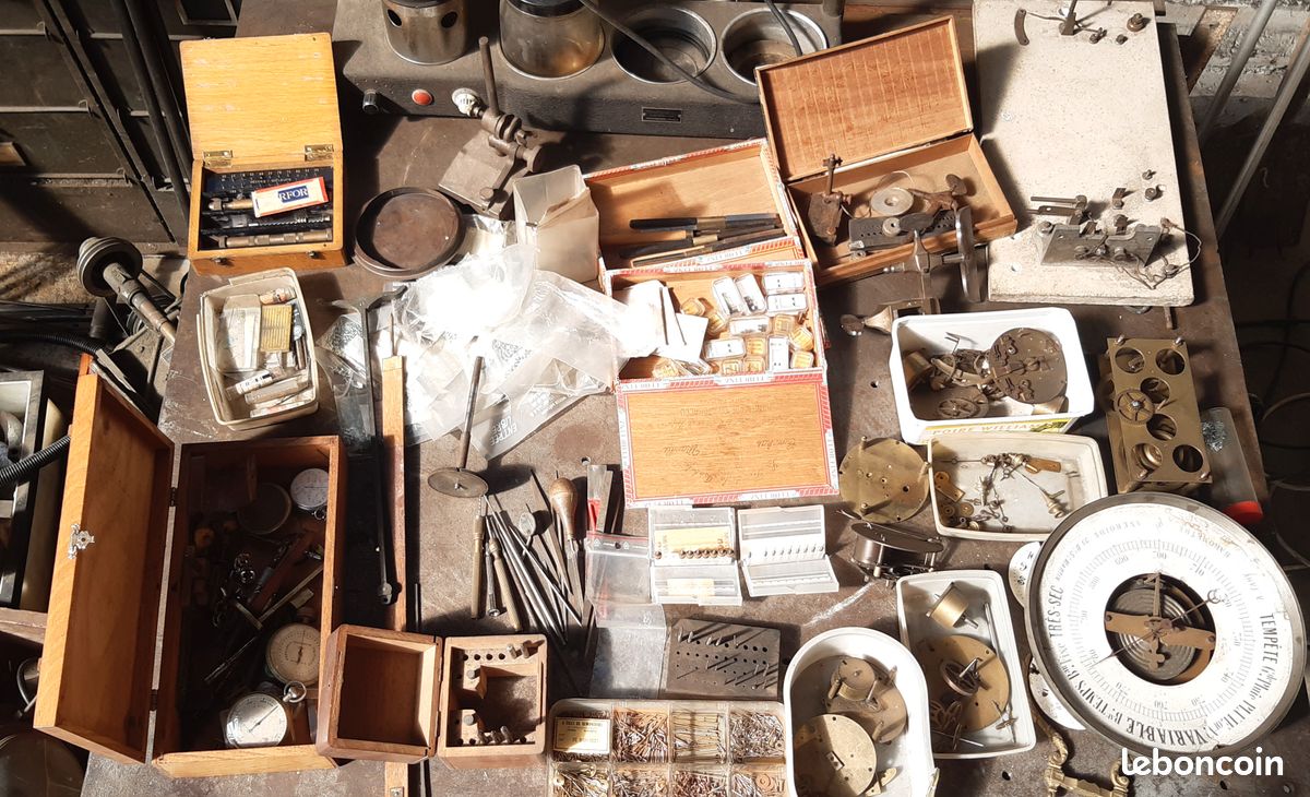 Gros Lot De Pièces D'horlogerie - Occasion - Pour Réparation Ou Création