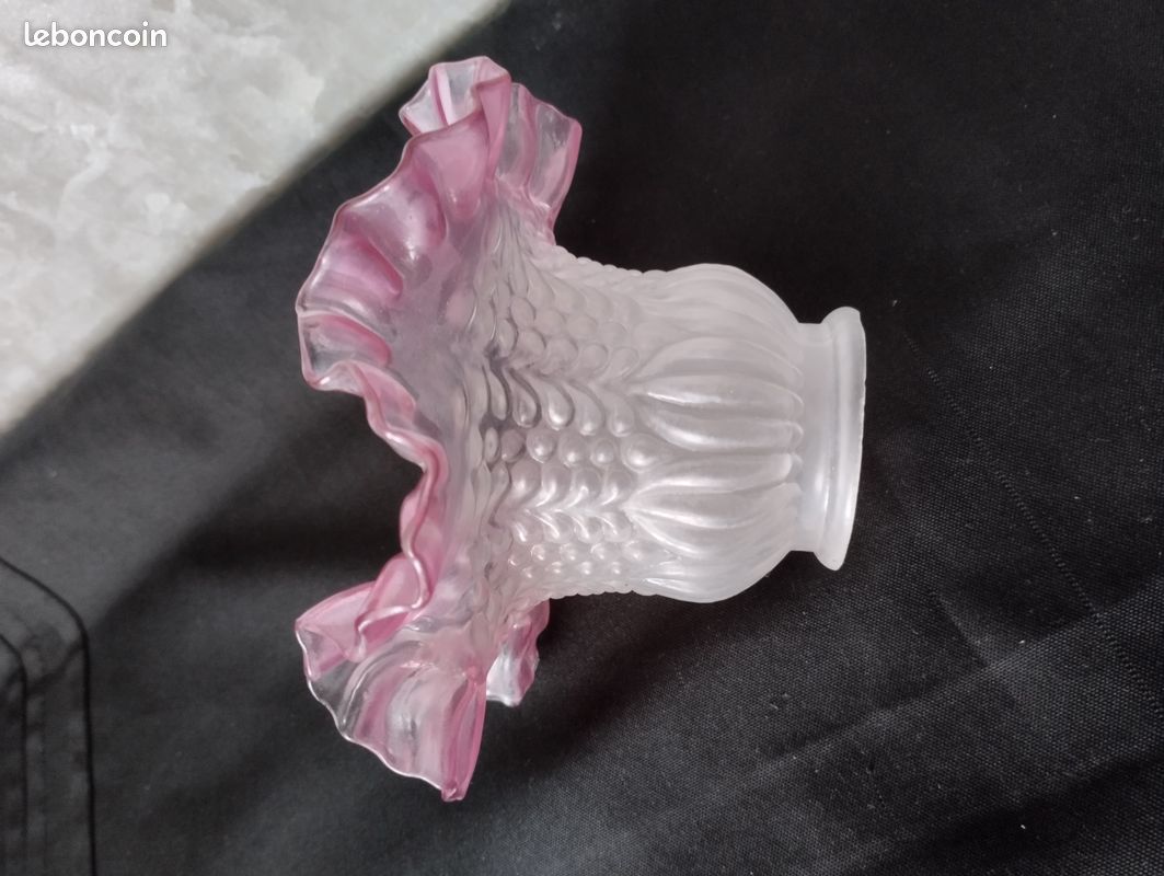 Tulipe art déco en pâte de verre rose (image 5)