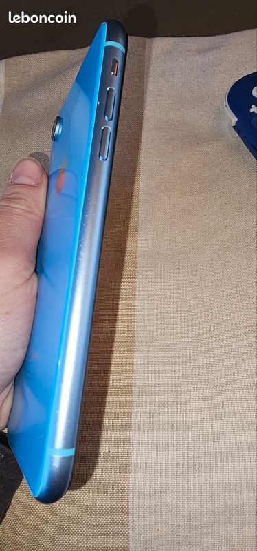 IPhone xr (image 2)