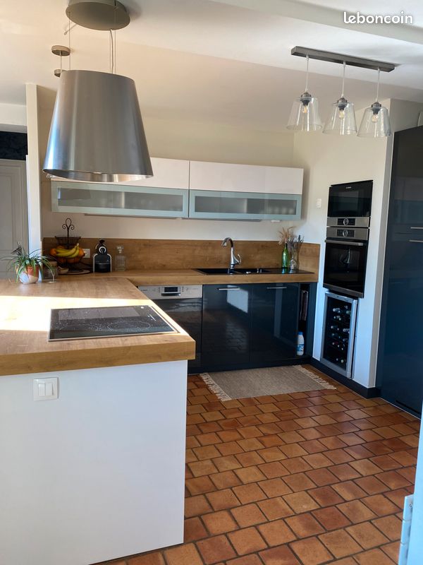 Maison 5 pièces 110 m² · à Ménilles · 110 m² · 299 000 €