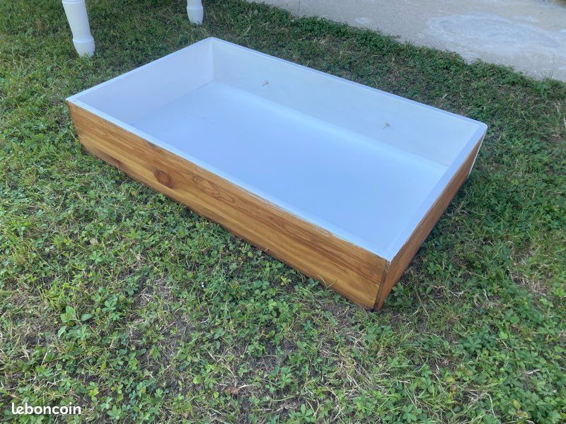 Jolie table basse blanche en bois (image 11)