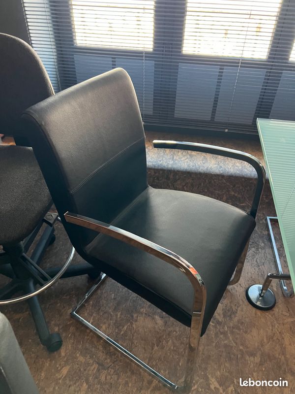 Fauteuil (image 1)