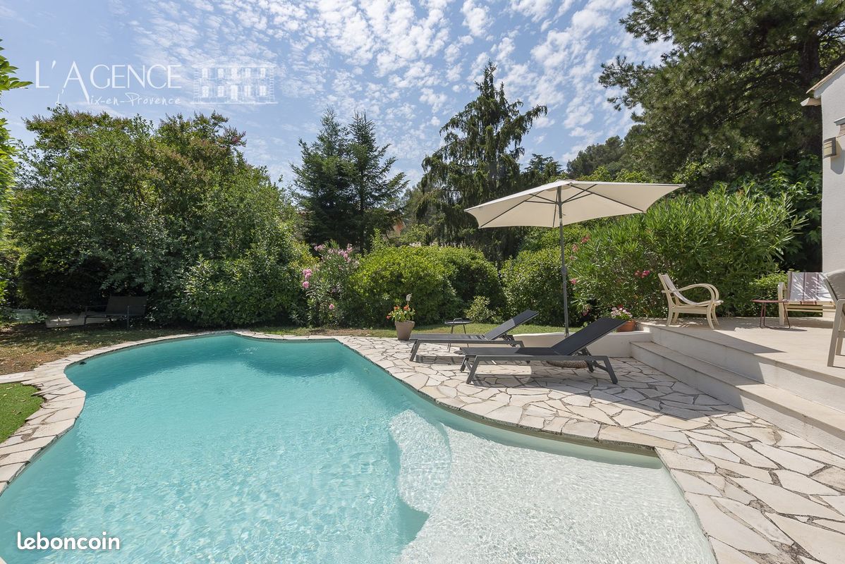Maison 4 pièces 120 m² · à Saint-Marc-Jaumegarde · 120 m² · 799 000 €