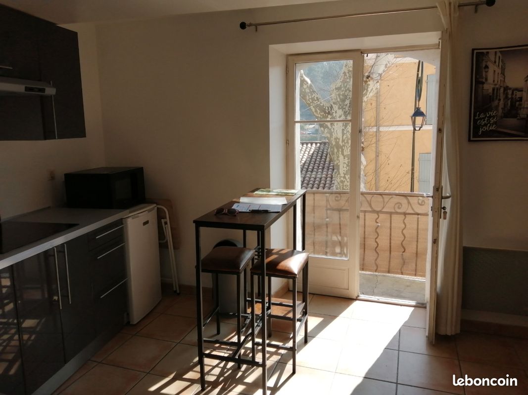 Appartement 1 pièce 20 m² · à Jouques · 20 m² · 450 €/mois