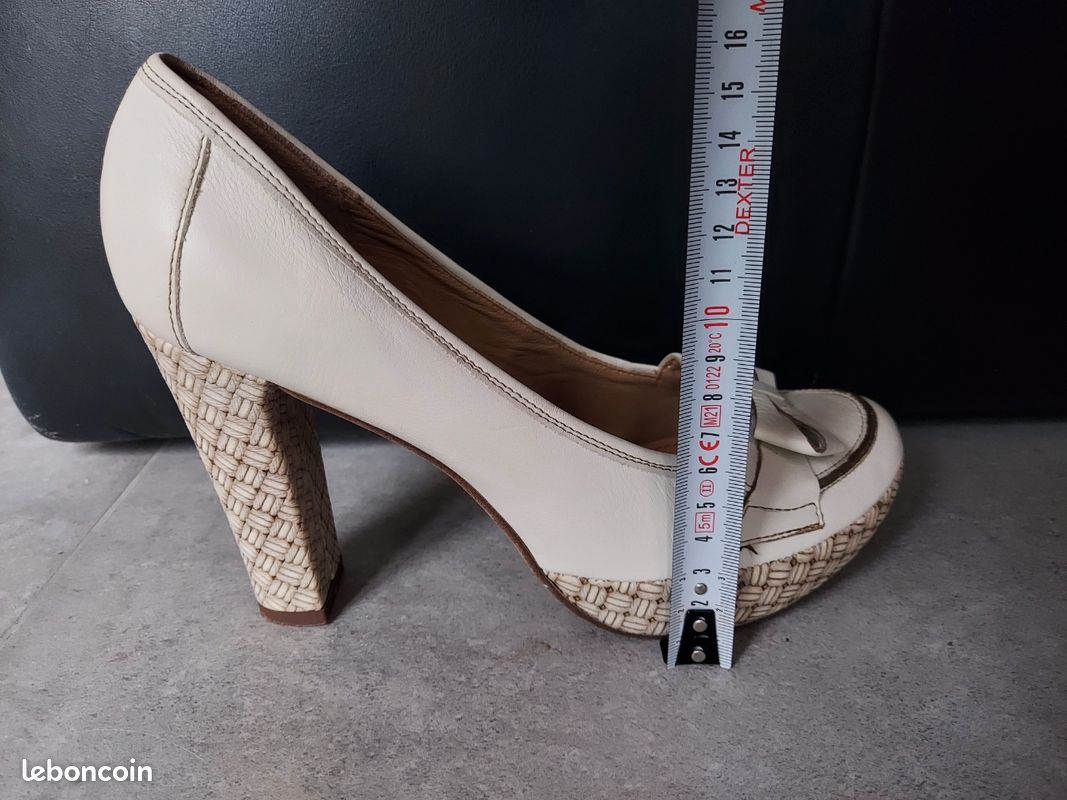 Escarpins à Plateforme Pour La Victoire - Blanc Cassé/Beige - Taille US 6,5 - Occasion Sans Boîte