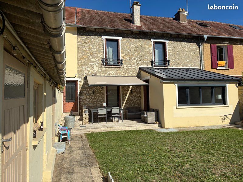 Maison 3 pièces 100 m² · à Houdan · 100 m² · 327 000 €