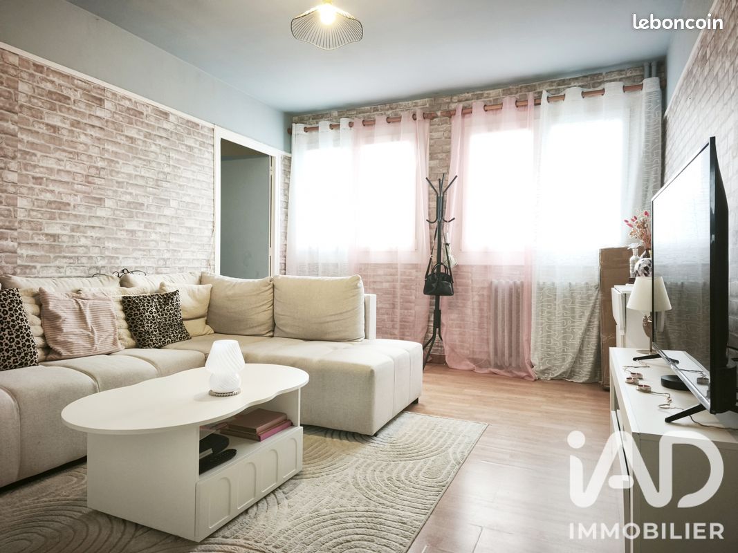 Appartement 3 pièces 49 m² · à Aurillac · 49 m² · 43 000 €