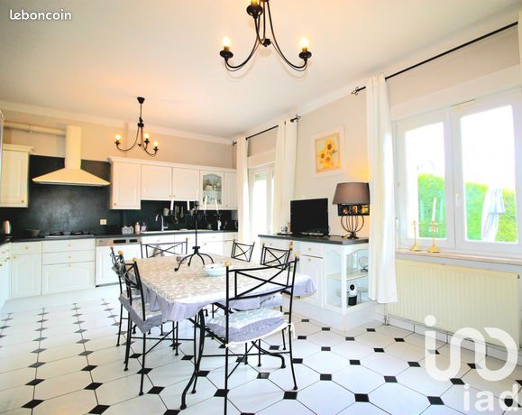 Maison 6 pièces 175 m²