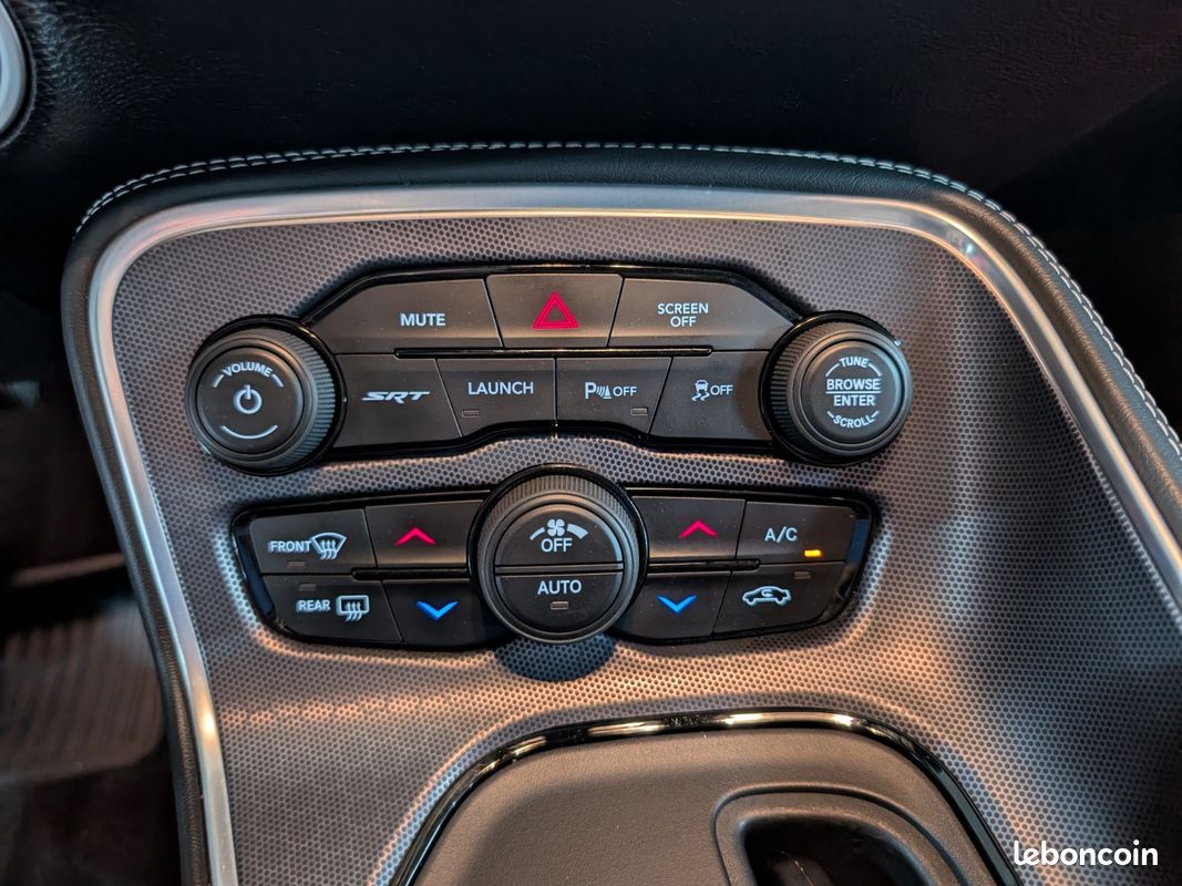 Dodge challenger v8 6.4 492cv srt (image 36)
