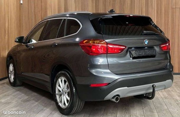 BMW X1 sDrive 18i Auto. CUIR/REGVIT/PARKSENSOR/ATTACHREM/GAR12MOIS (image 4)