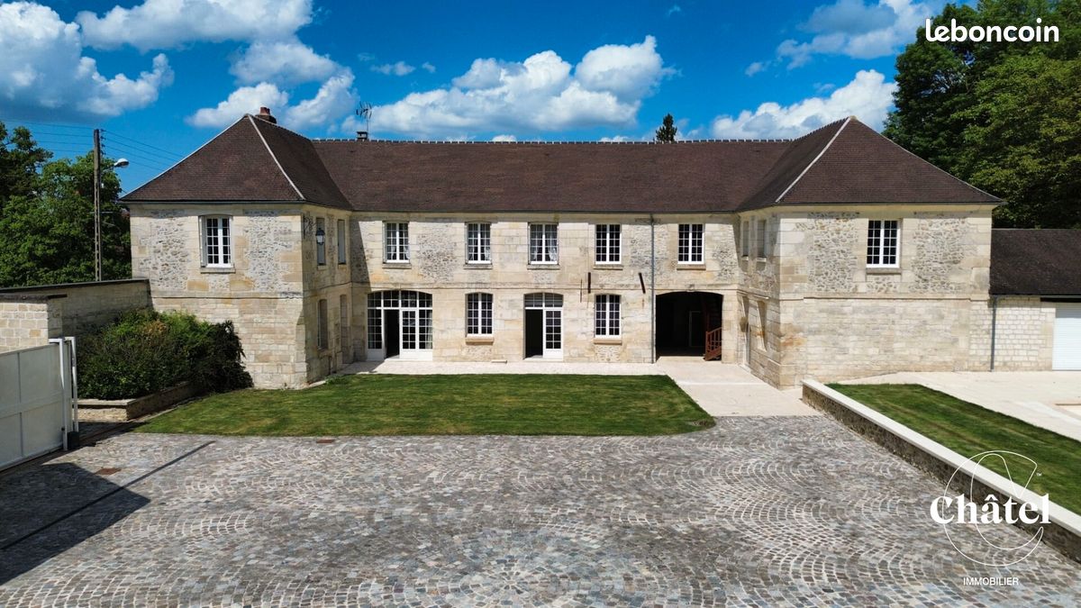 Maison 10 pièces 333 m² · à Verneuil-en-Halatte · 333 m² · 1 190 000 €