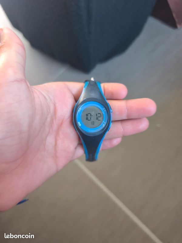 Montre enfant Decathlon (image 1)