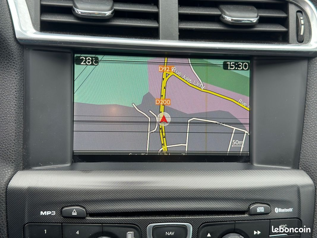 CITROEN DS4 HDi 160ch Sport Chic CUIR SONO DENON ATTELAGE BLUETOOH AUCUN FRAIS (image 15)