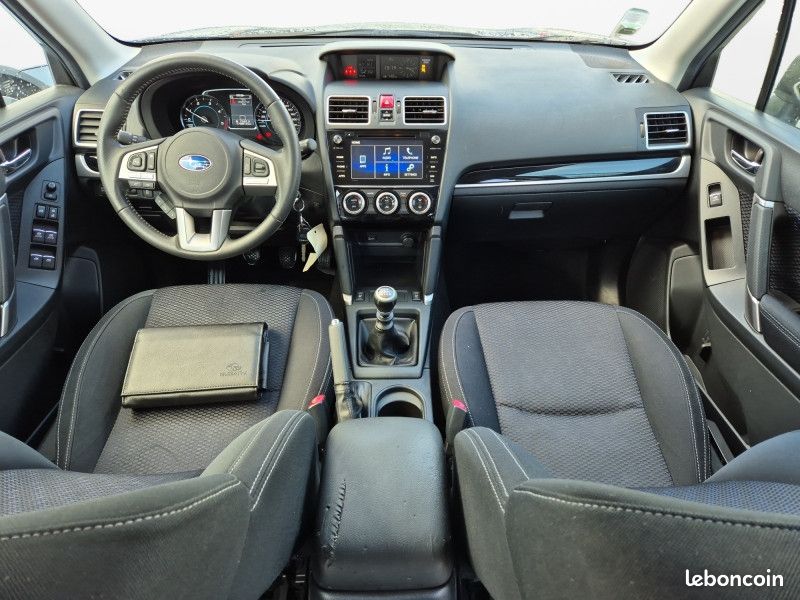 Subaru FORESTER 2.0D 147 PREMIUM (image 9)