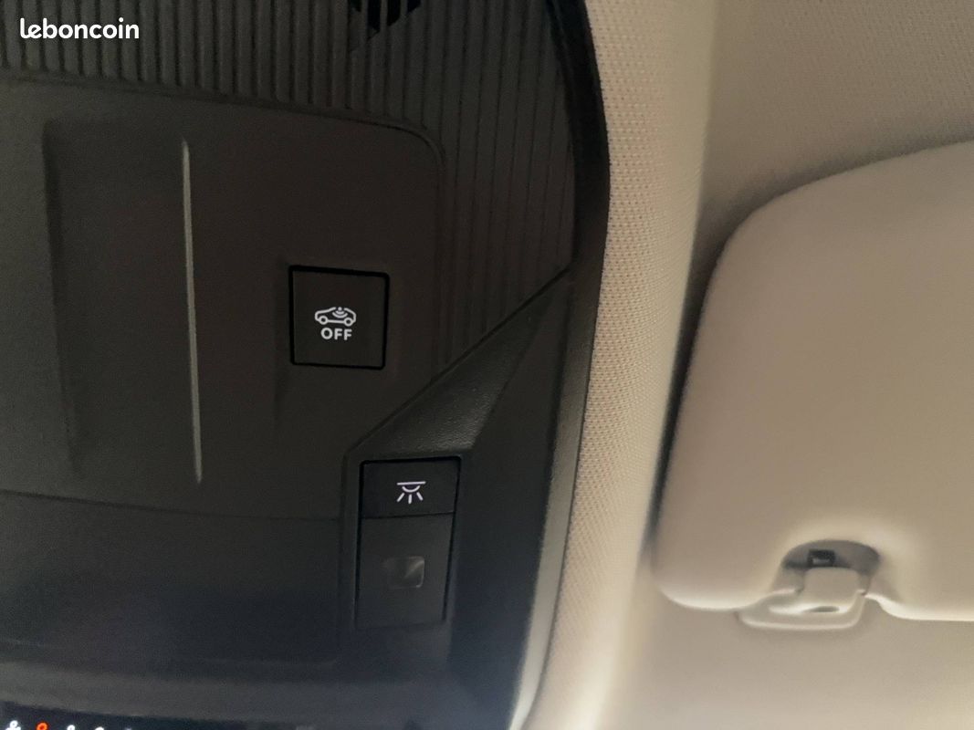 PEUGEOT 308 Hybrid 136 e-DCS6 Allure (image 24)